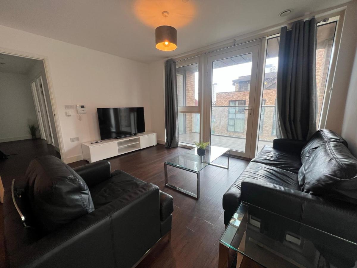 Modern 2Br 2Ba Apt Wparking Sleeps 6 Comfortably Лондон Екстериор снимка